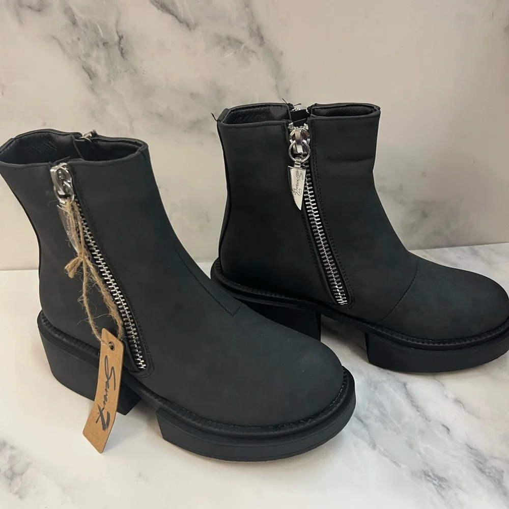 New Seven7 Vault Chunky Grunge Both Sides Zip Booties